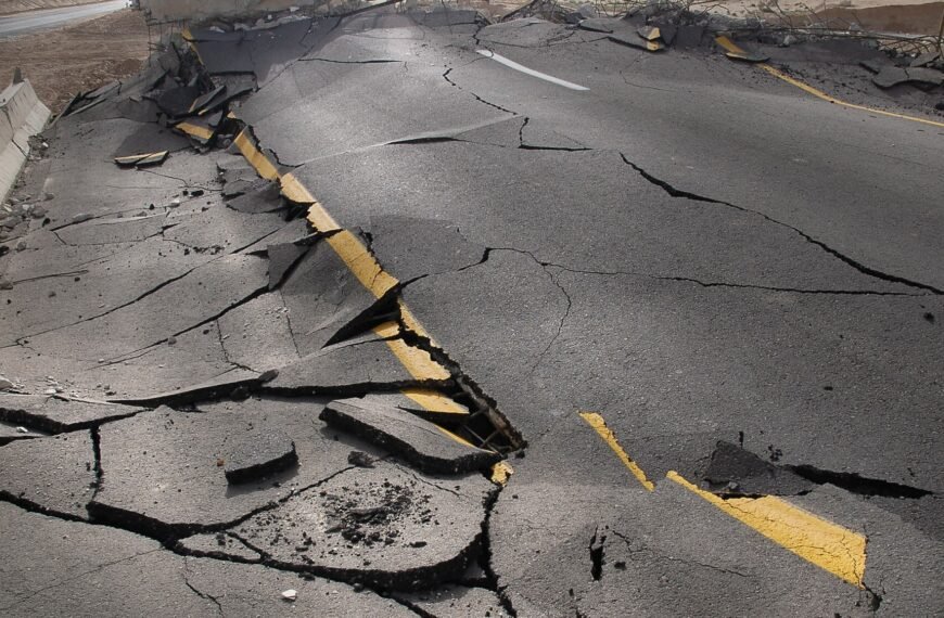 Earthquake Hits Karachi Today; No Injuries or Damage…