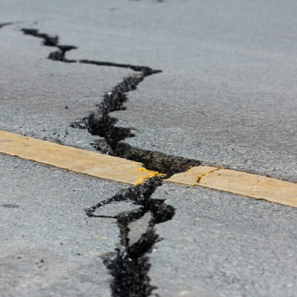 Four earthquakes jolt karachi in just 24 hours
