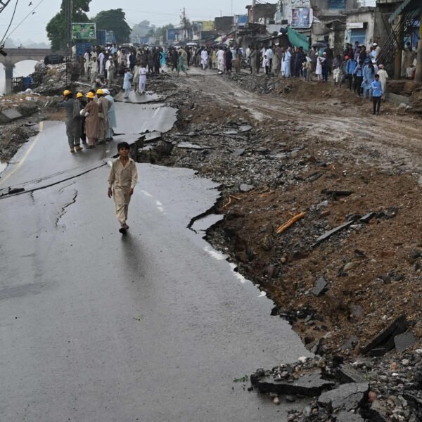 Earthquake Tremors Felt in Lahore and Multiple Regions…