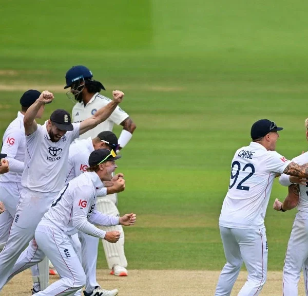 Thrilling Clash at Lord’s: England Edges Past…